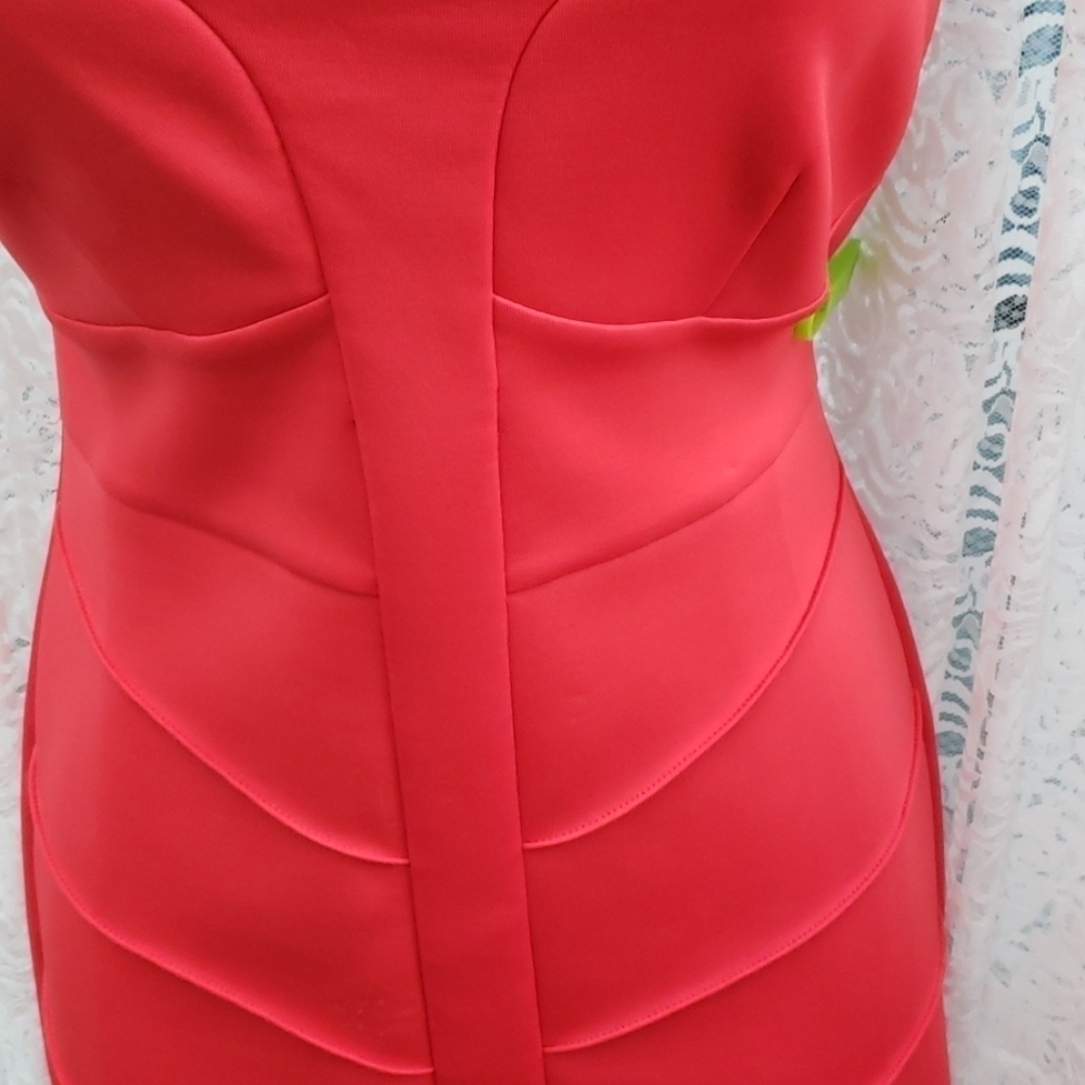 Dark Coral Bandage Bodycon Mini Dress - Picture 3 of 4